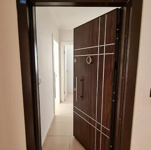 Nimet Aydin アパート *