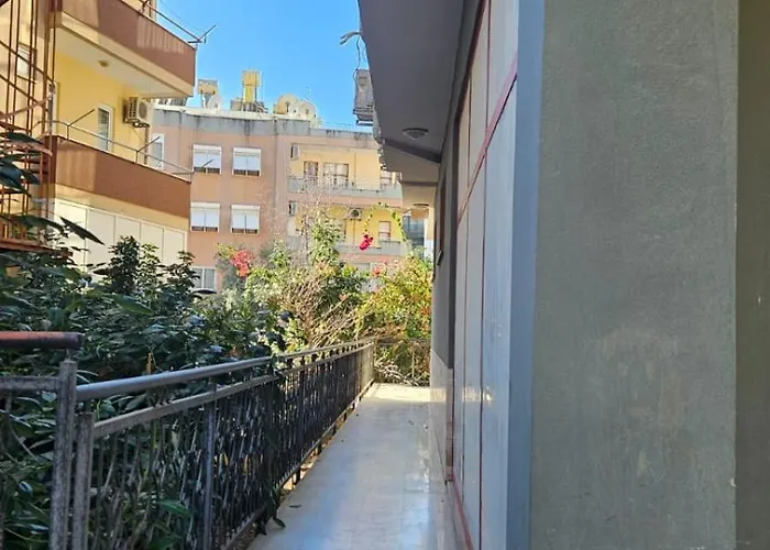 Nimet Aydin דירה אלאניה