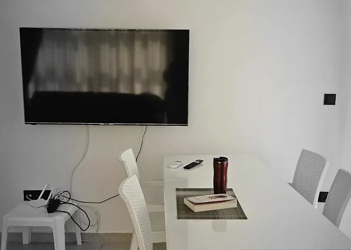 Nimet Aydin דירה אלאניה