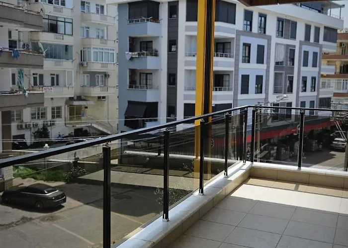 Nimet Aydin アパート アランヤ